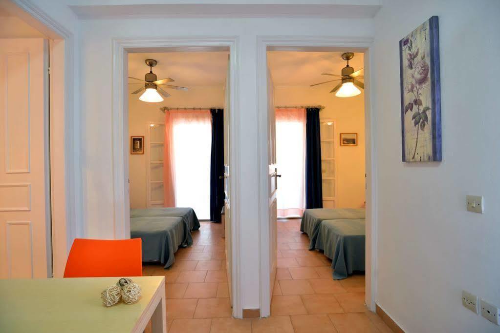 Vlachos Apartments Сідарі Екстер'єр фото